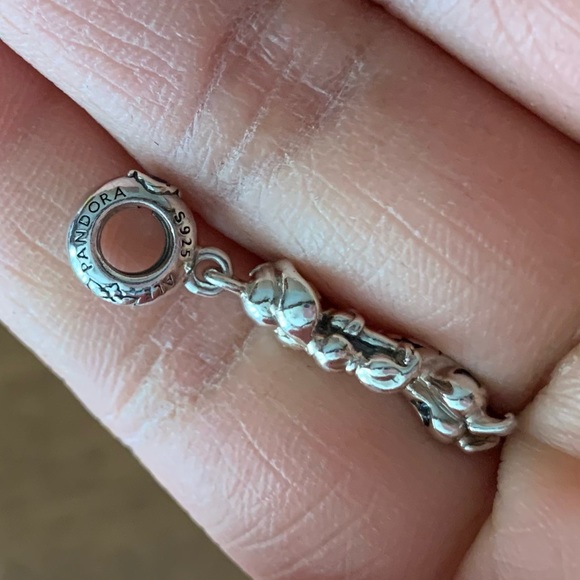 NEW Pandora x Disney Aladdin Princess Jasmine Dangle Charm - Picture 11 of 16